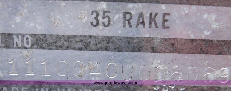 image for item 3866 International 35 single windrow hay rake