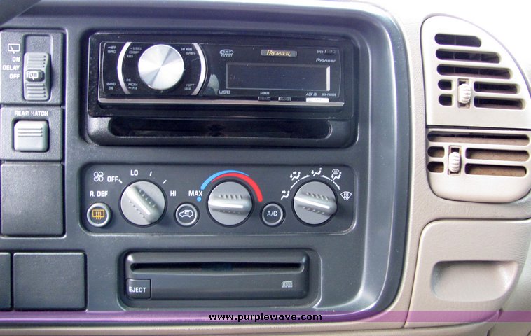 image for item 5094 1997 Chevrolet Tahoe K1500