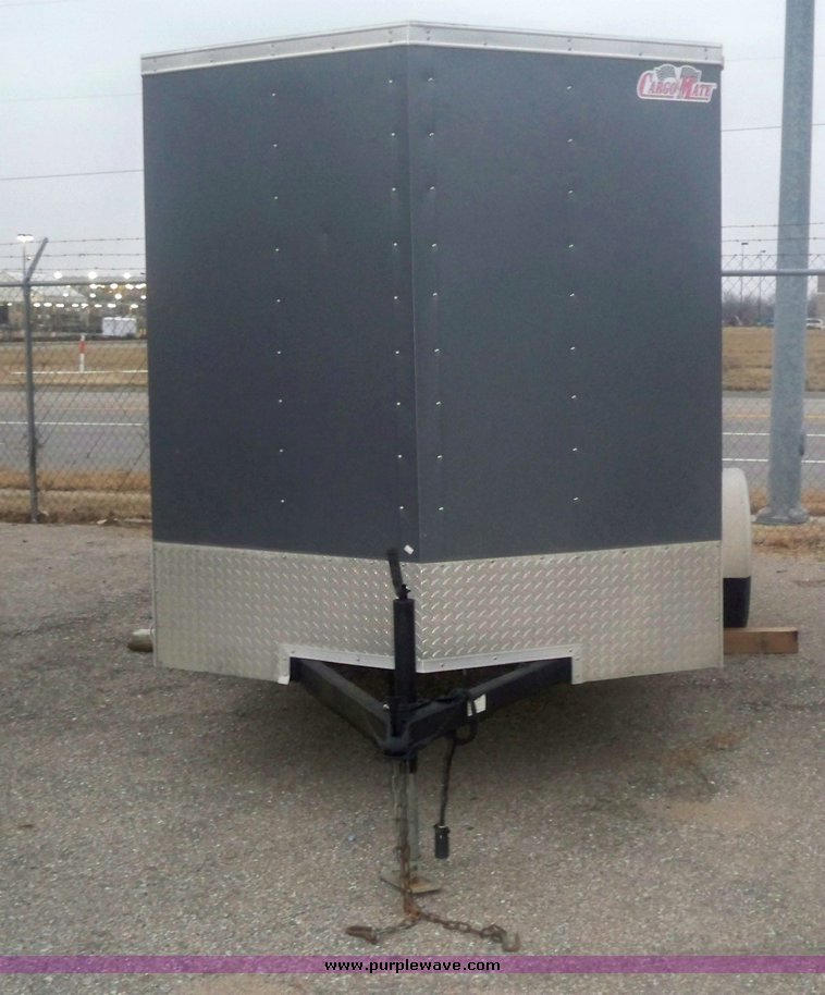 image for item 6009 2004 Cargo Mate 12' enclosed trailer
