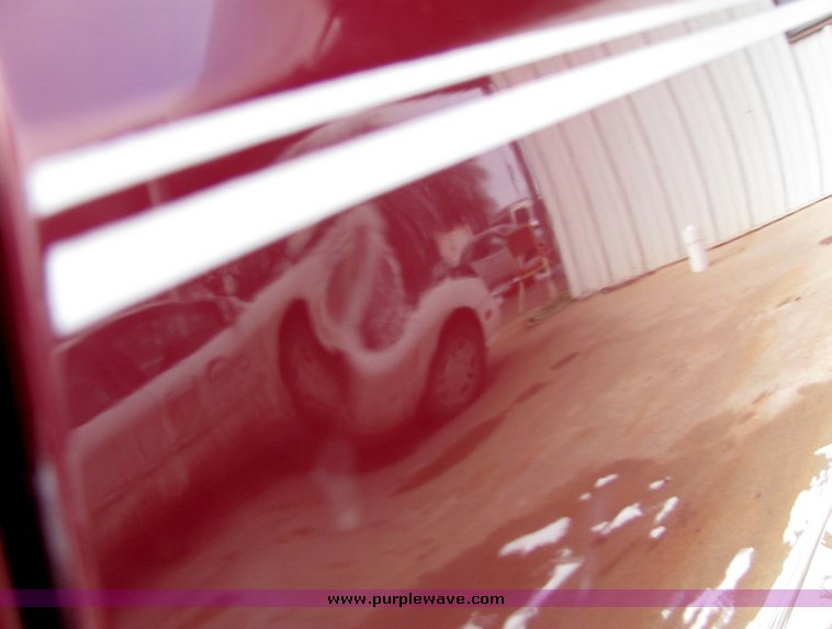 image for item 6019 1998 GMC Suburban K1500