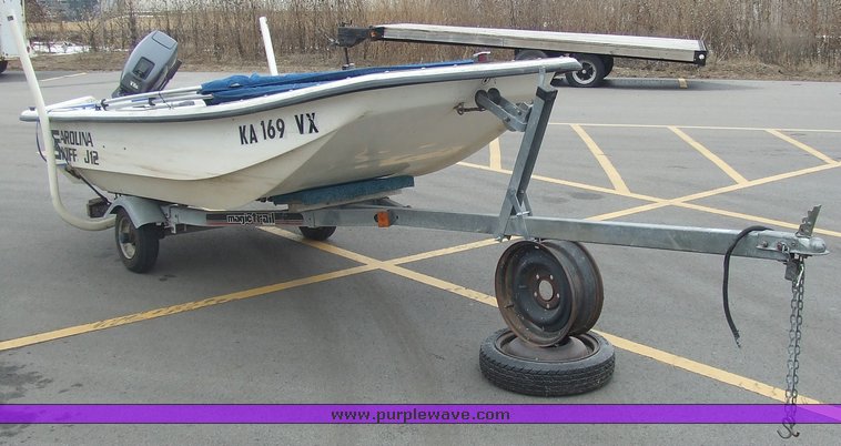 image for item 6626 1993 Carolina V bottom fiberglass boat with trailer
