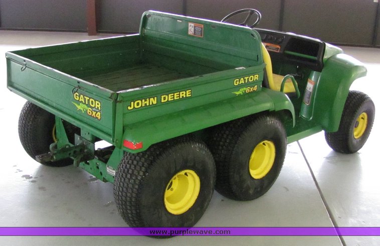 image for item 6691 John Deere Gator 6x4