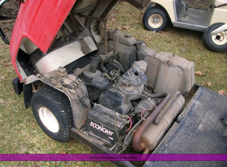 image for item 9008 Yamaha golf cart