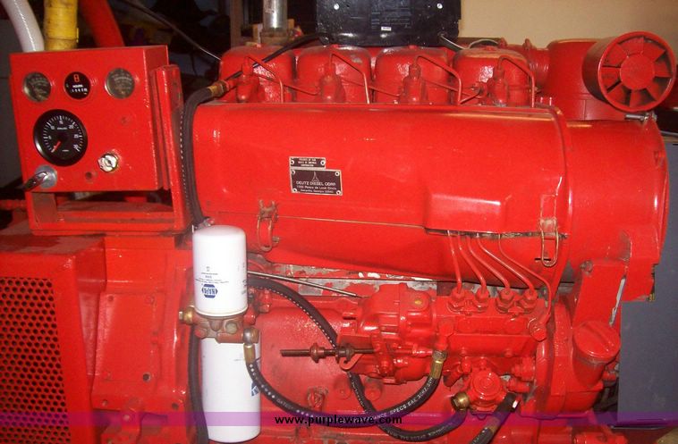 image for item 1100 Sykes 6" pump on trailer