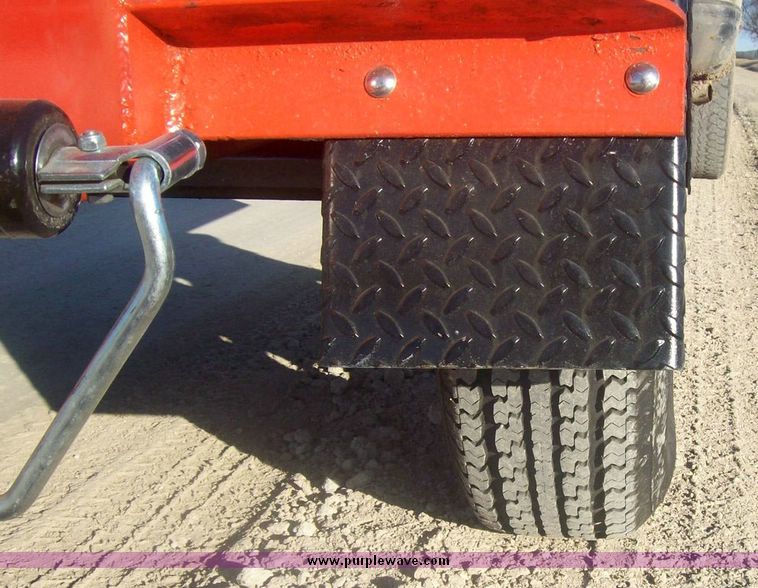 image for item 1100 Sykes 6" pump on trailer