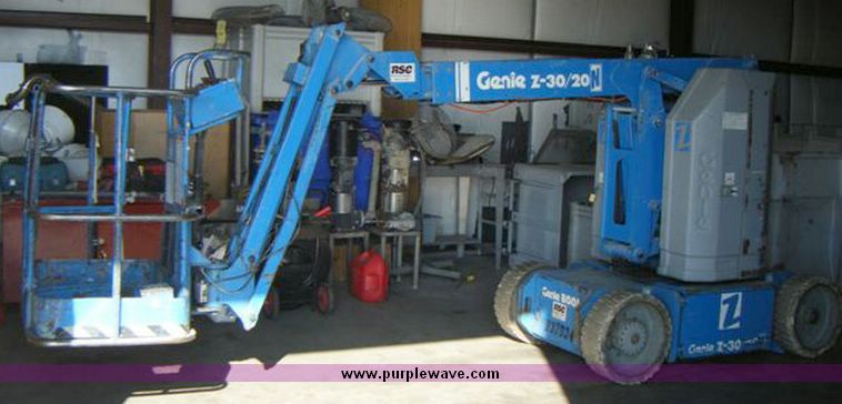 image for item 2400 1998 Genie Z30/20N articulating boom lift