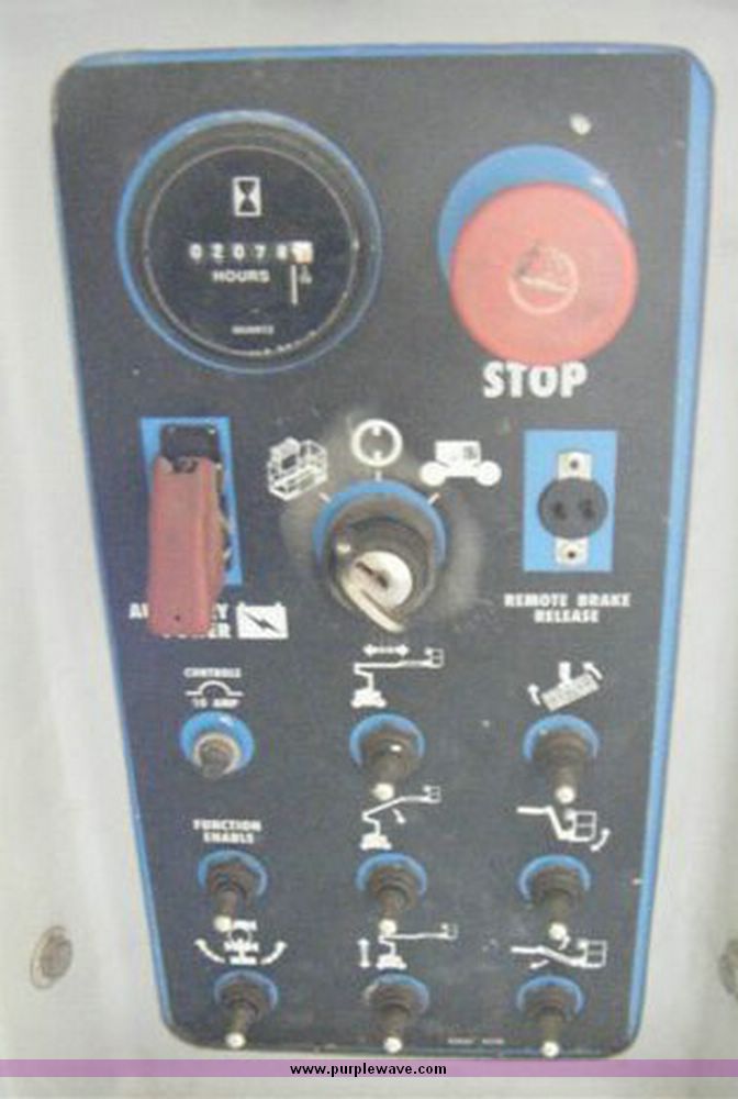 image for item 2400 1998 Genie Z30/20N articulating boom lift