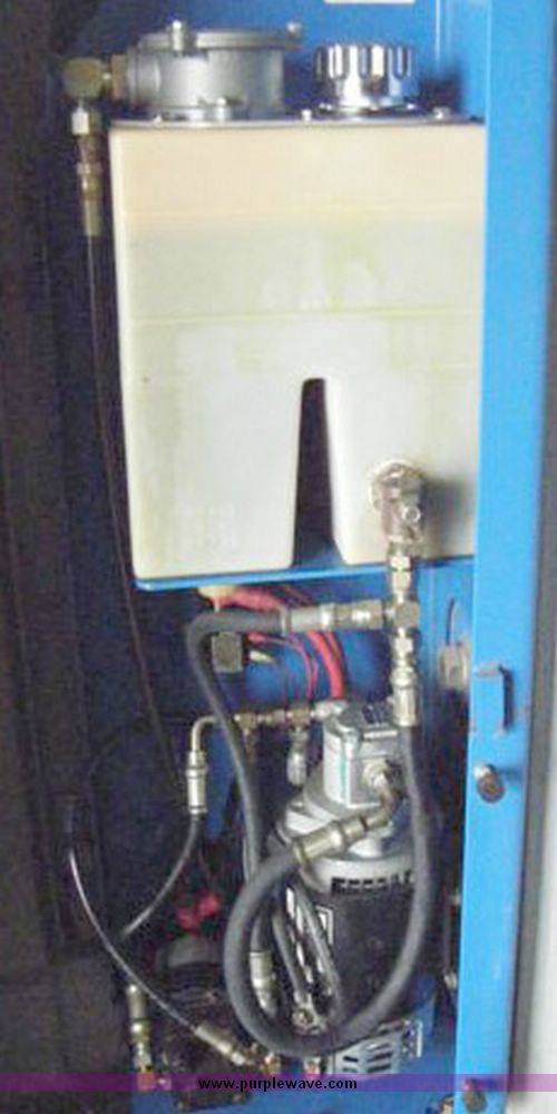 image for item 2400 1998 Genie Z30/20N articulating boom lift