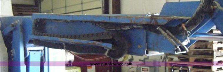 image for item 2400 1998 Genie Z30/20N articulating boom lift