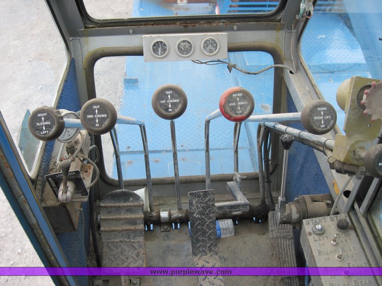 image for item 4468 1975 Pettibone 50TKLS 25 ton hydraulic truck crane