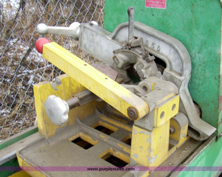 image for item 5082 GreenLee 460 Auto Thread pipe threading machine