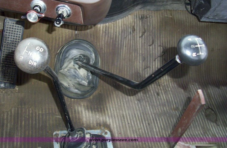 image for item 5107 1980 Ford F8000 18' tandem axle truck