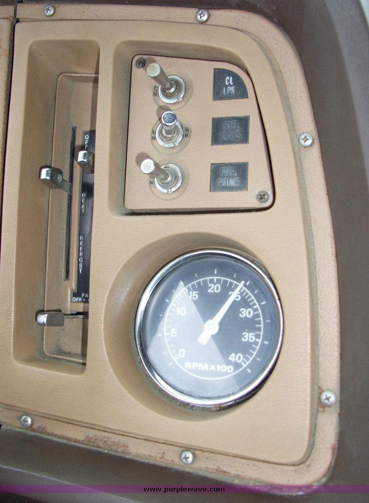 image for item 5107 1980 Ford F8000 18' tandem axle truck