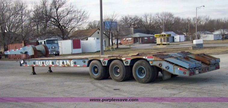 image for item 5113 1966 Neighbor FLTRPM lowboy 31' triple axle trailer