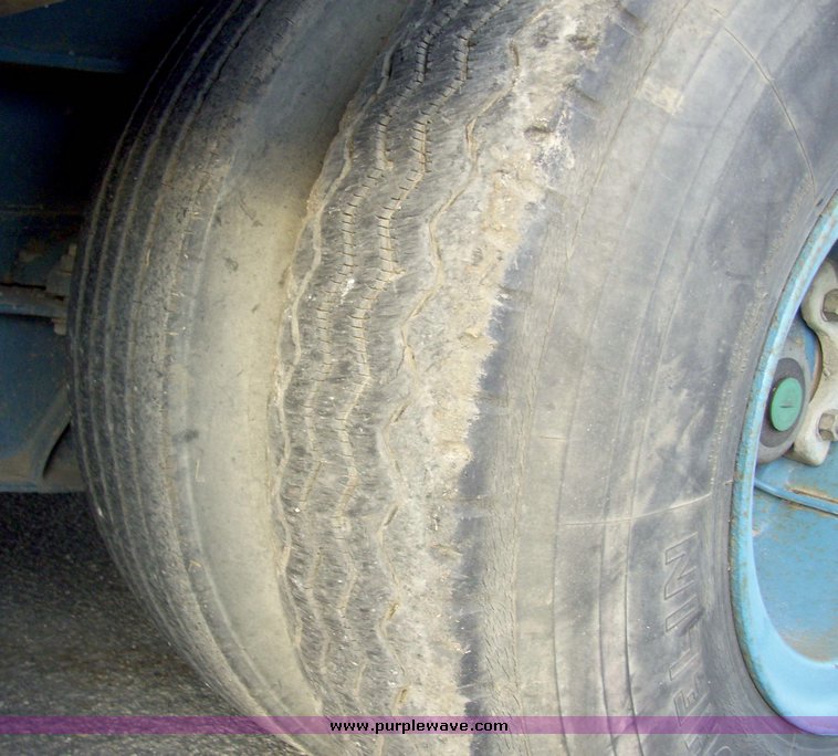 image for item 5113 1966 Neighbor FLTRPM lowboy 31' triple axle trailer