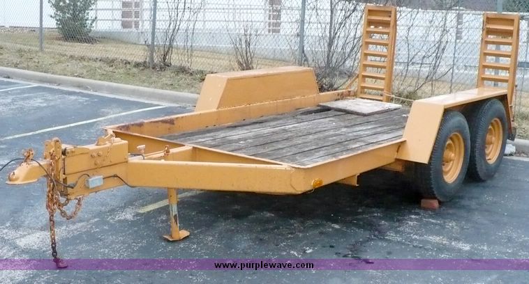 image for item 5258 1991 Redi Haul tandem axle equipment trailer