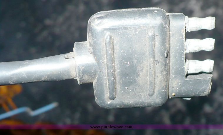 image for item 5258 1991 Redi Haul tandem axle equipment trailer