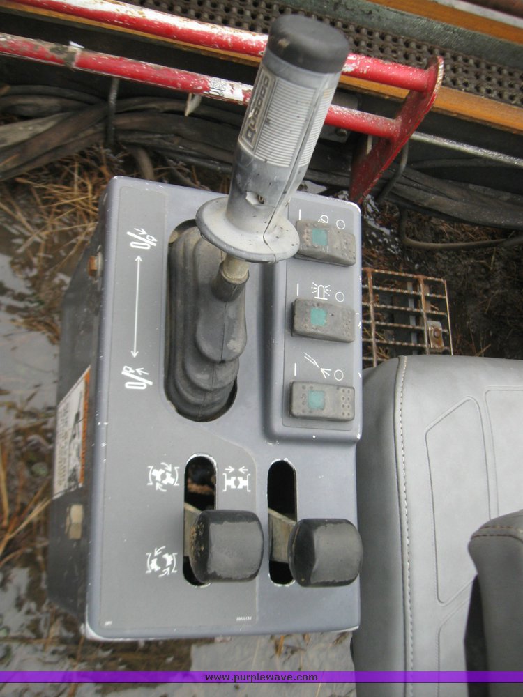 image for item 5306 1999 Case 6010 directional drill