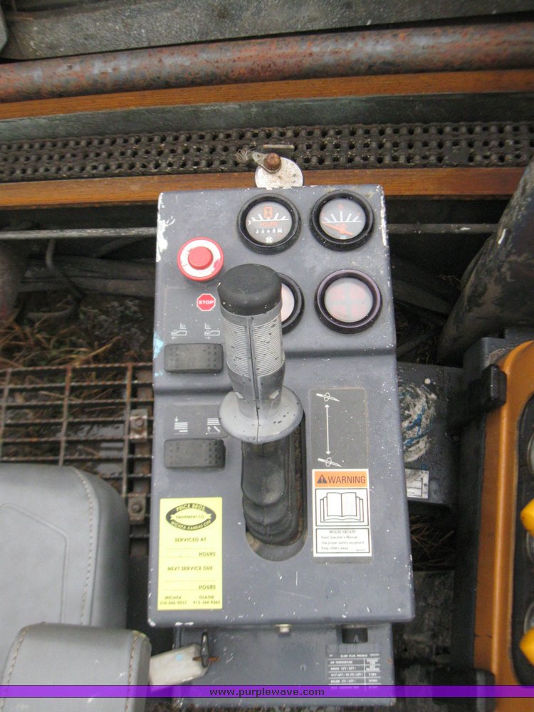 image for item 5306 1999 Case 6010 directional drill