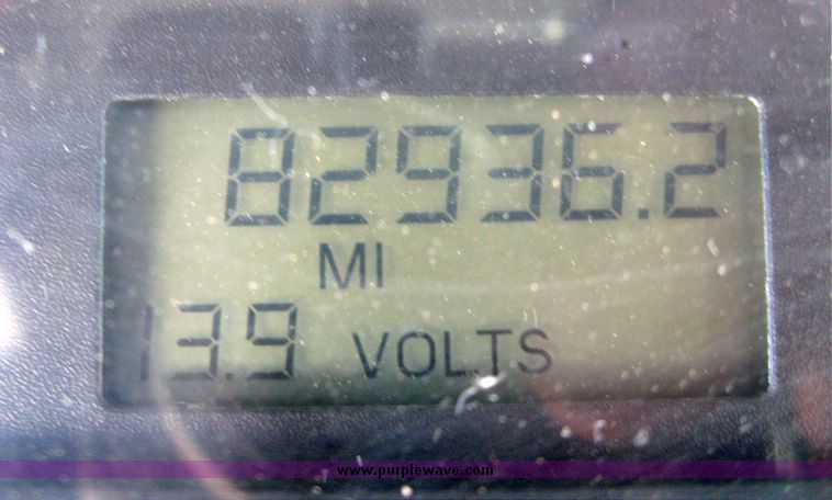 image for item 5330 2001 Freightliner FL70 bucket truck