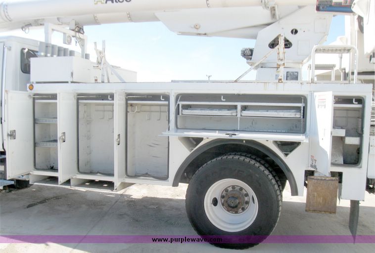 image for item 5330 2001 Freightliner FL70 bucket truck