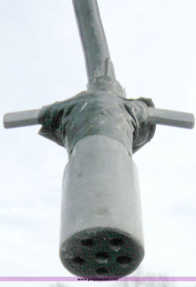 image for item 5332 1983 WW flatbed gooseneck trailer