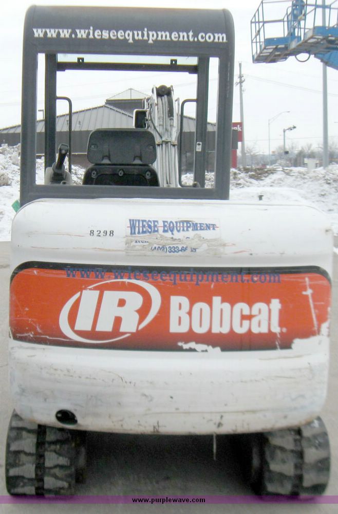 image for item 5339 2001 Bobcat 334 compact excavator