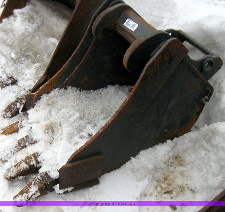 image for item 5339 2001 Bobcat 334 compact excavator