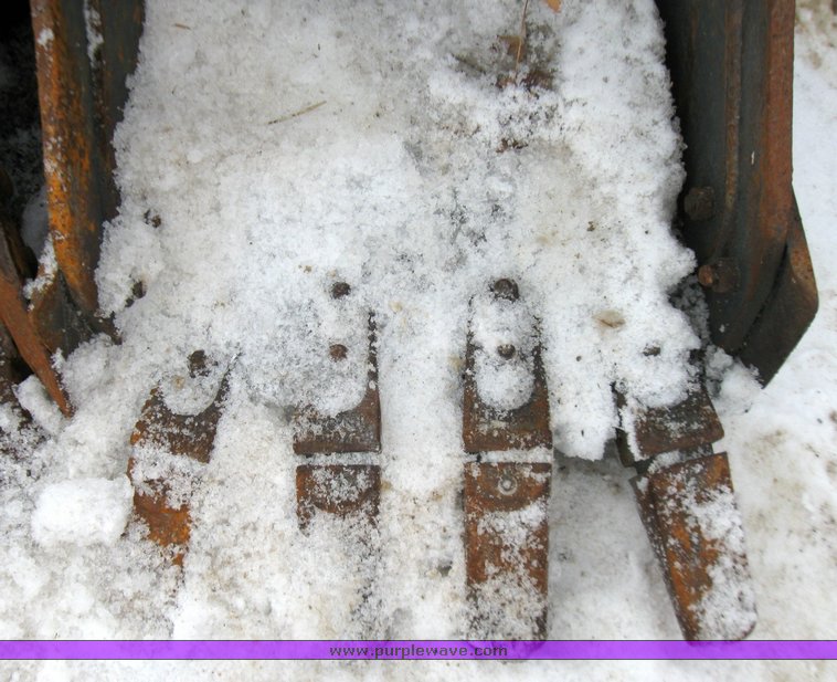 image for item 5339 2001 Bobcat 334 compact excavator