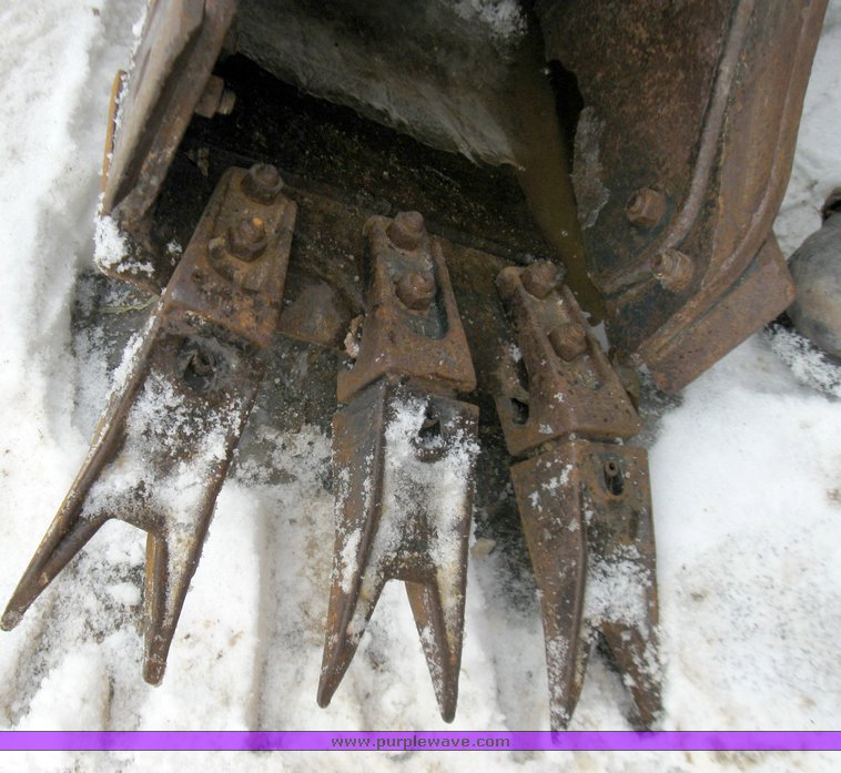 image for item 5339 2001 Bobcat 334 compact excavator