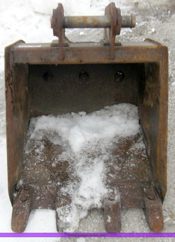 image for item 5339 2001 Bobcat 334 compact excavator