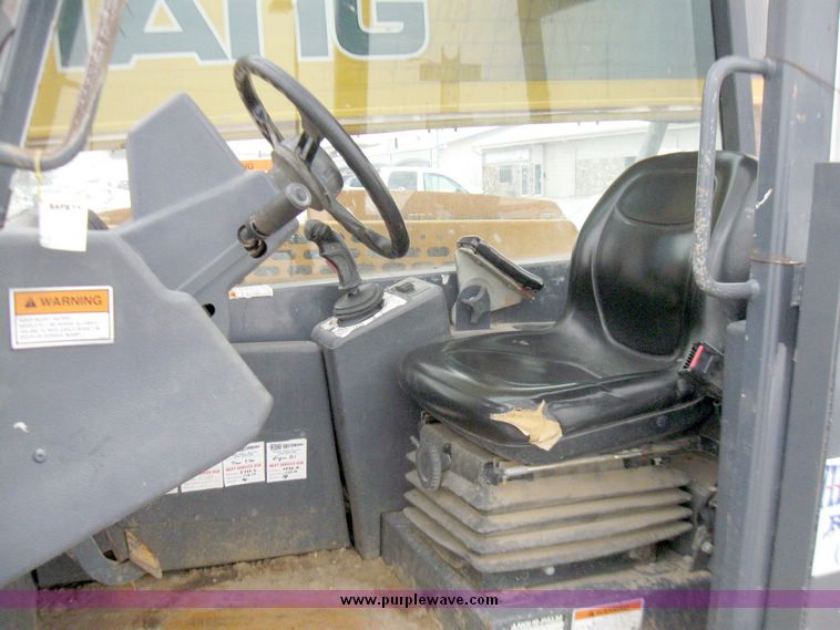 image for item 5340 2002 Mustang 742H telehandler