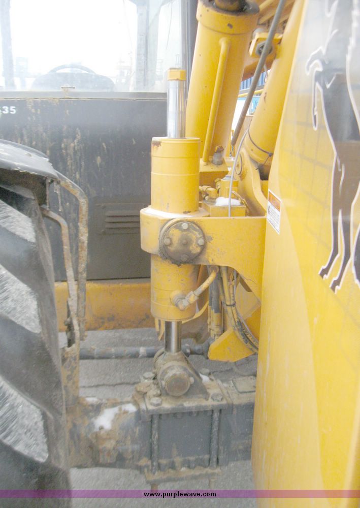 image for item 5340 2002 Mustang 742H telehandler