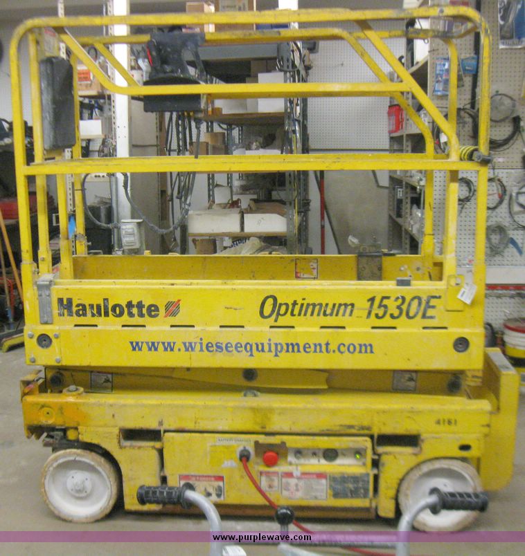 image for item 5345 2002 Haulotte 1530E scissor lift