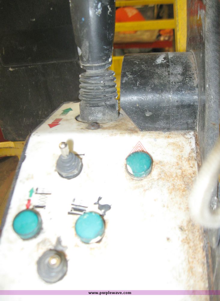 image for item 5345 2002 Haulotte 1530E scissor lift