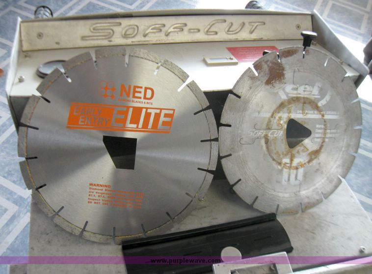 image for item 5354 Softcut G2000 early entry saw