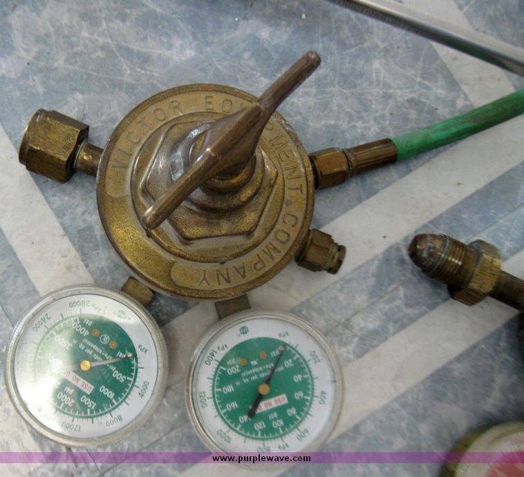 Victor Journeyman torch set in Papillion, NE Item 5358 sold Purple Wave