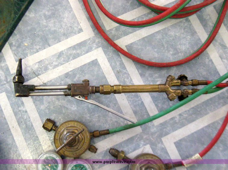 Victor Journeyman torch set in Papillion, NE Item 5358 sold Purple Wave