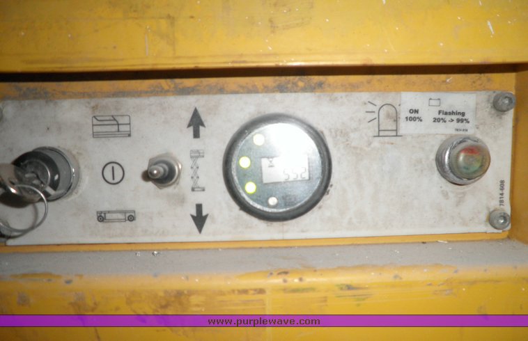 image for item 5423 2002 Haulotte 1530E scissor lift