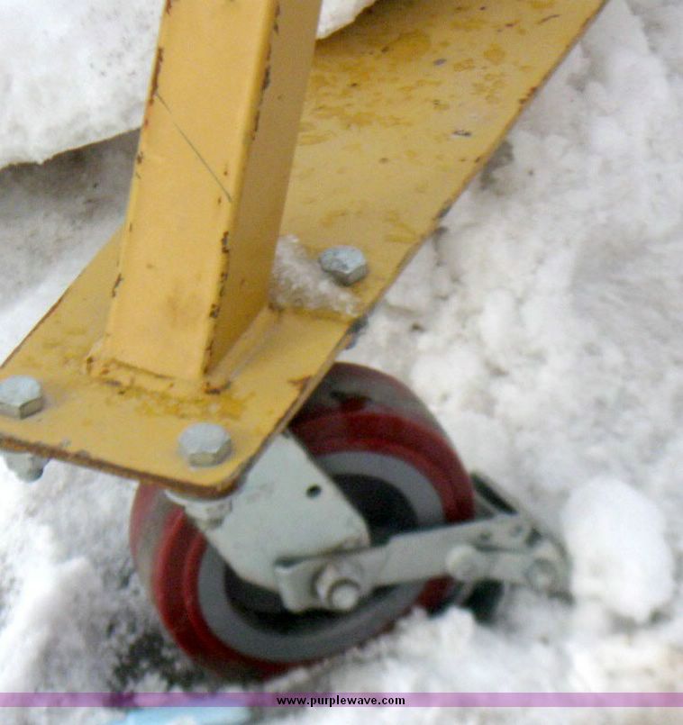 image for item 5426 Spanco two ton Gentry crane with electric hoist