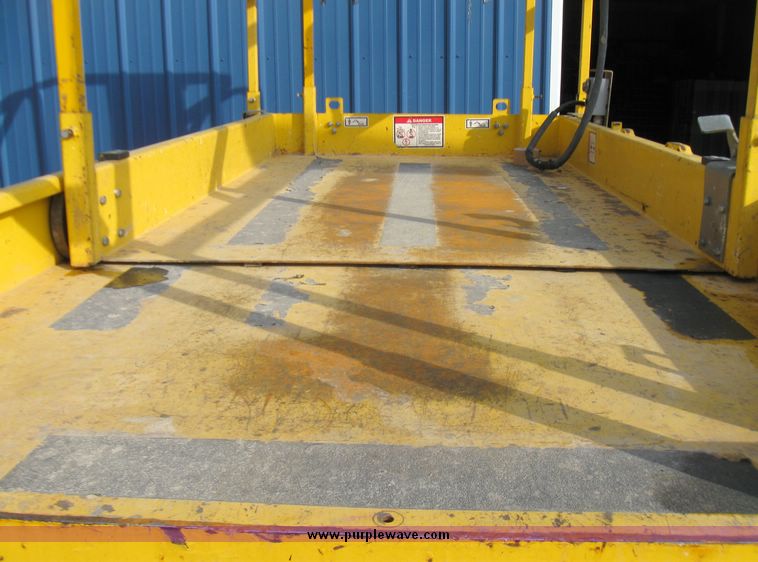 image for item 5429 2002 Haulotte 3347E scissor lift