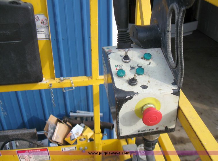 image for item 5429 2002 Haulotte 3347E scissor lift
