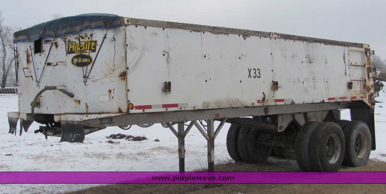 image for item 6018 1991 Hilbilt end dump trailer