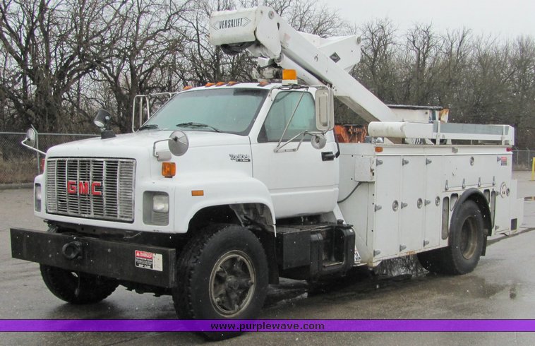 image for item 6695 1994 GMC Topkick C7H042 bucket truck