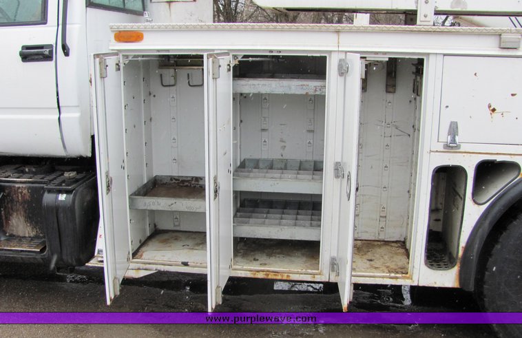 image for item 6695 1994 GMC Topkick C7H042 bucket truck