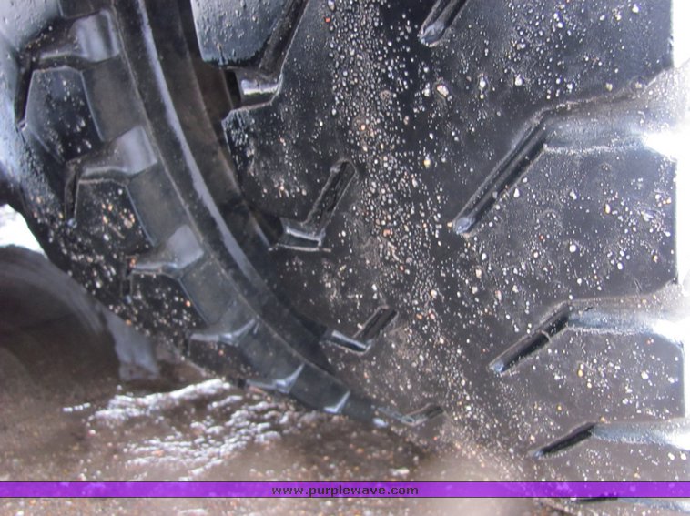 image for item 6695 1994 GMC Topkick C7H042 bucket truck