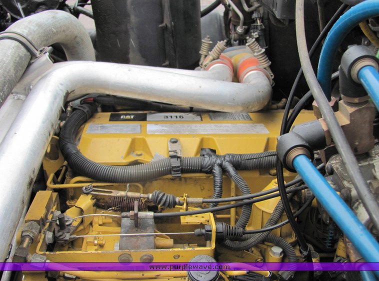 image for item 6695 1994 GMC Topkick C7H042 bucket truck