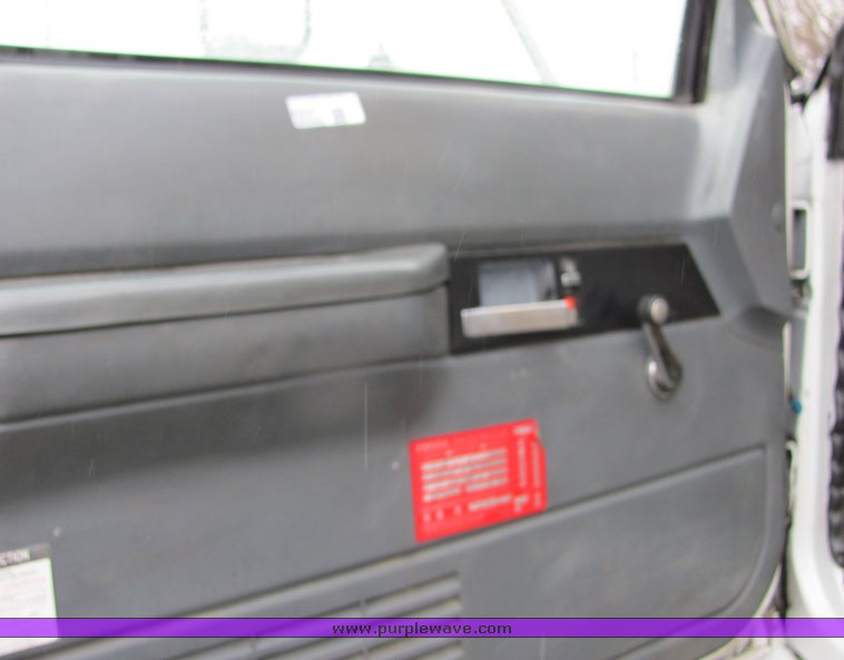 image for item 6695 1994 GMC Topkick C7H042 bucket truck