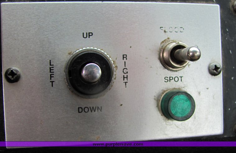 image for item 6695 1994 GMC Topkick C7H042 bucket truck