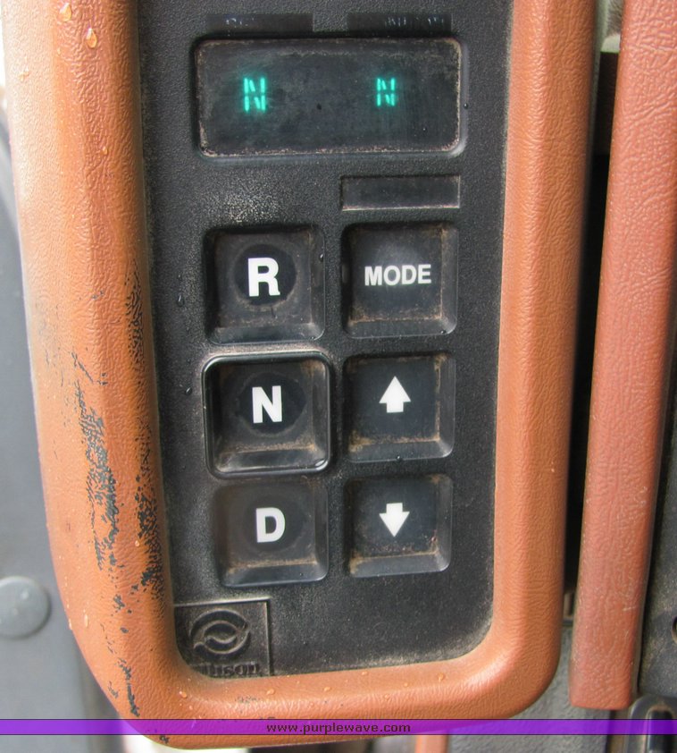 image for item 6695 1994 GMC Topkick C7H042 bucket truck